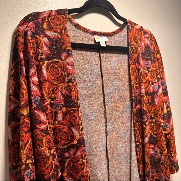 NWT LulaRoe Lindsay Roses Sheer Open Front Cardigan Batwing Kimono Short Duster - Picture 6 of 14